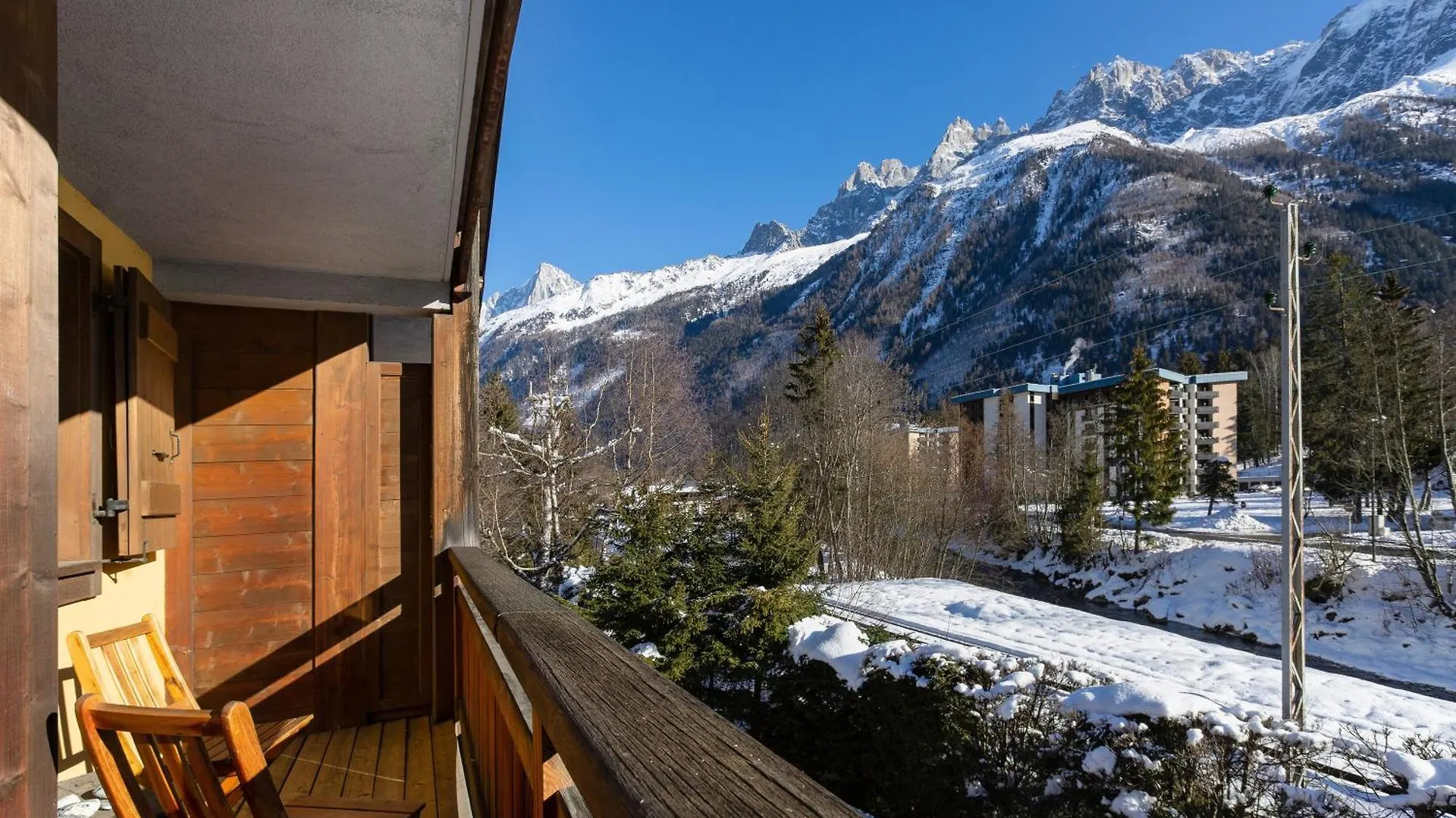 Apartment Appartement Les Capucins 22 - Happy Rentals Chamonix France