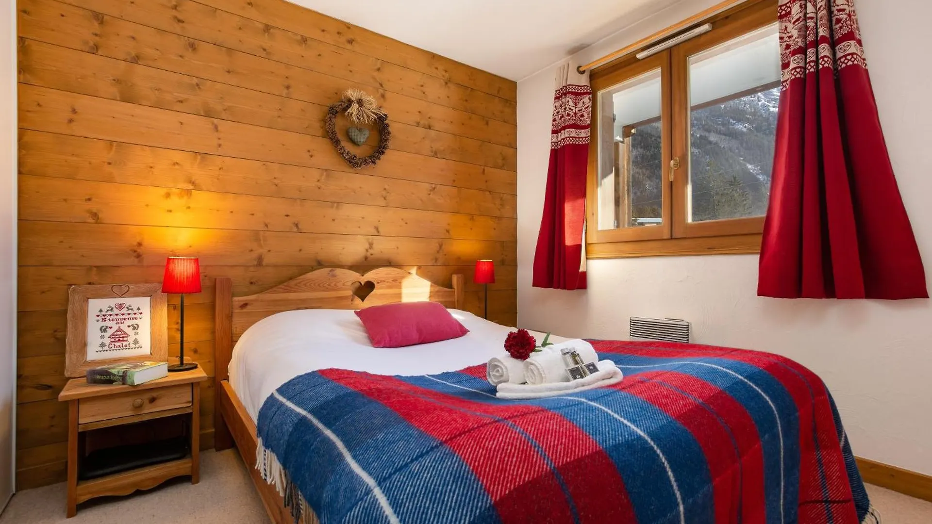 Apartment Appartement Les Capucins 22 - Happy Rentals Chamonix